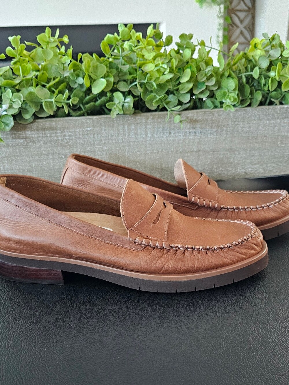 Brioso Women's Tan Leather Penny Loafers Classic Slip-On Flats Size 10